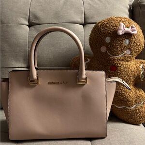 Michael Kors Women's Selma Medium Top-Zip Satchel with Detachable Shoulder Strap